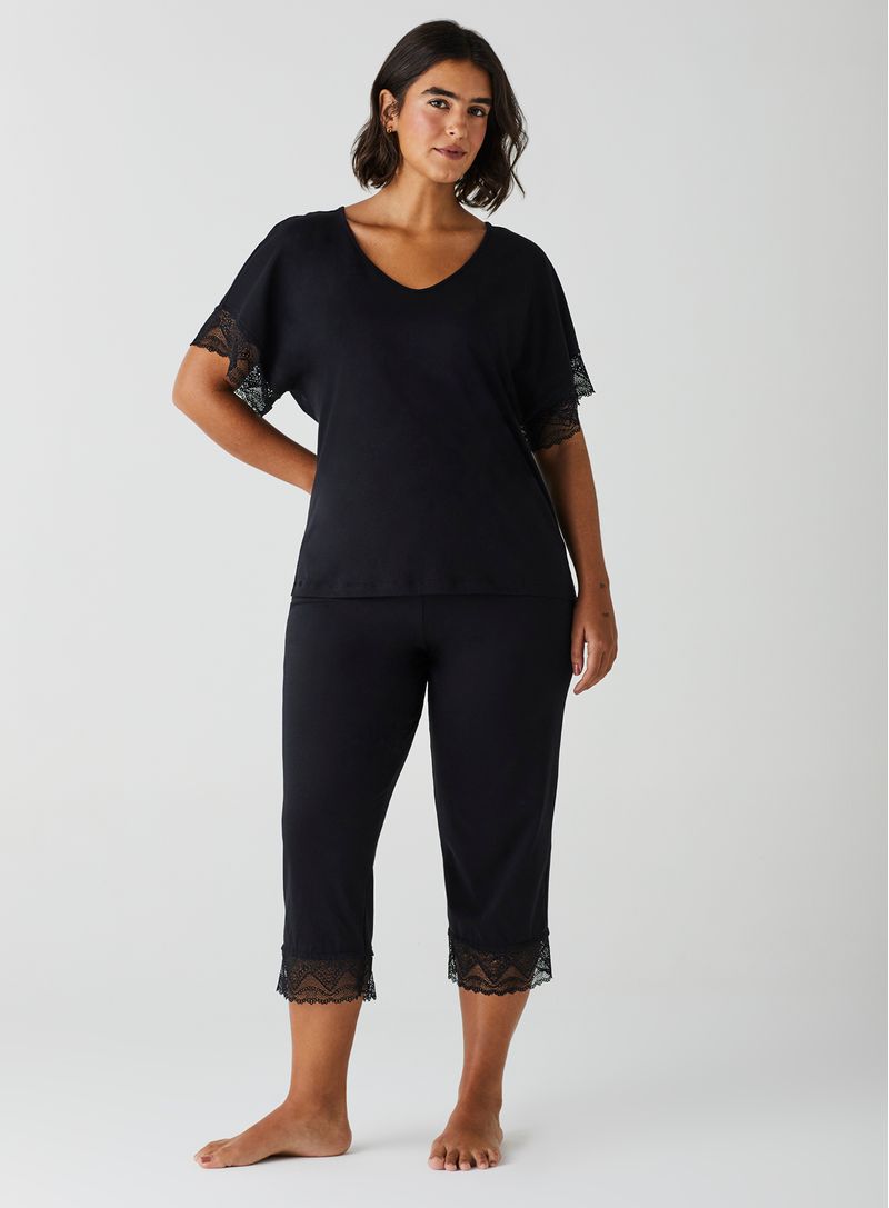 blusa-de-pijama-manga-curta-21702-calca-de-pijama-cropped-20700-preto--2-